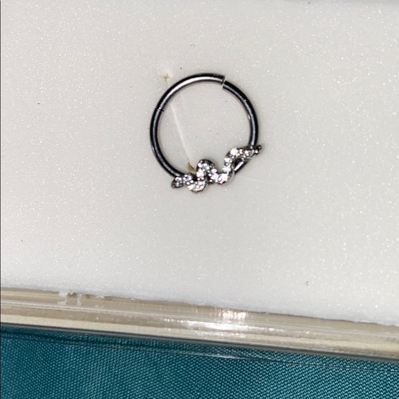Fashion Nova Accessories - Slither away septum nose ring